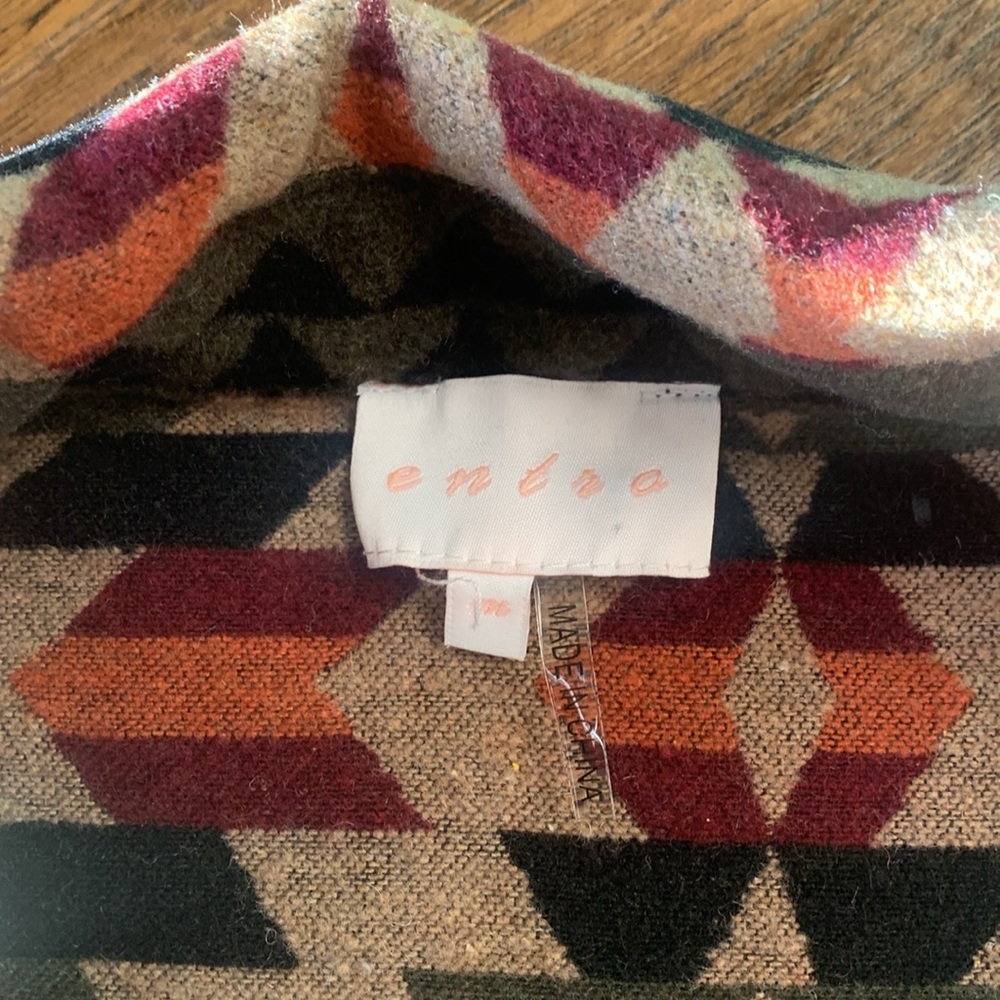 Entro Size Medium Aztec Jacket - Picture 2 of 4